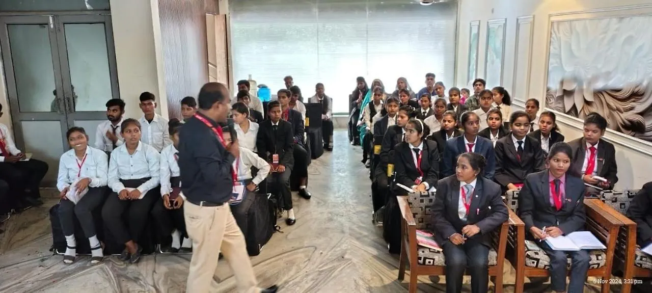 אגרה Hotel Riya Palace Agra