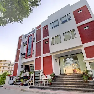 Anand Hotel